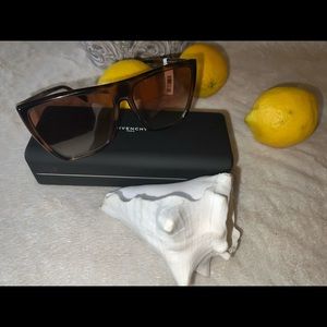 Givenchy sunglasses•